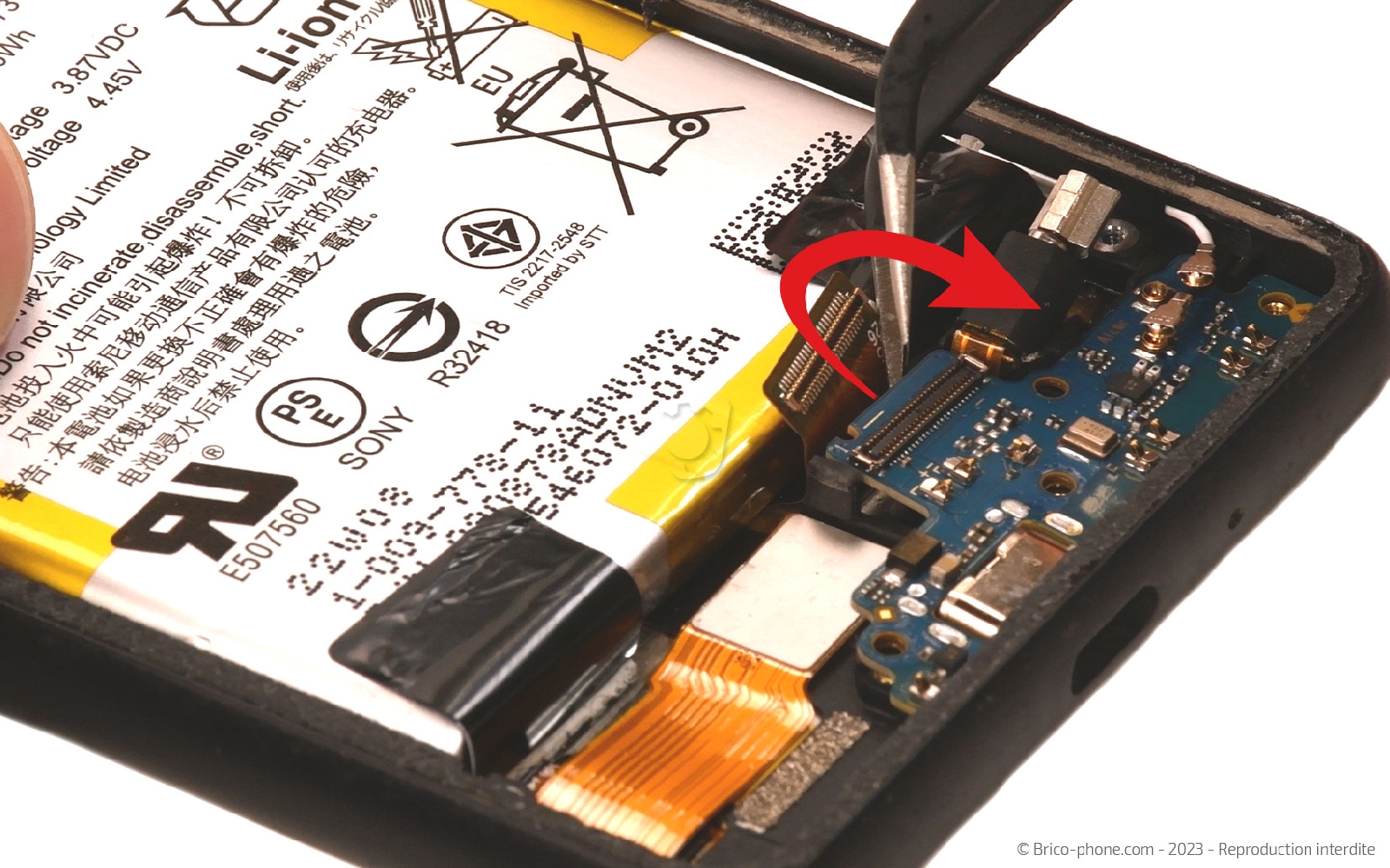 Comment changer le connecteur de charge sur Xperia 10 III photo 1