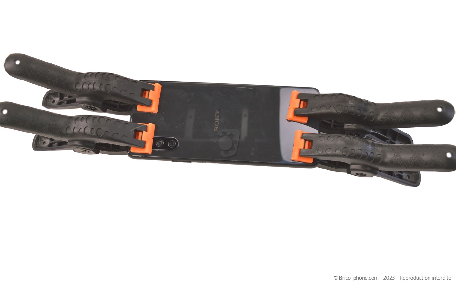 Comment changer la vitre arrière sur Xperia 10 III photo 2