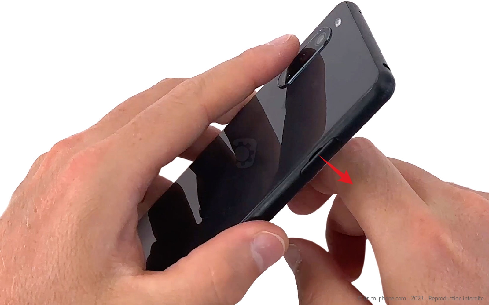 Comment changer la vitre arrière sur Xperia 10 III photo 3