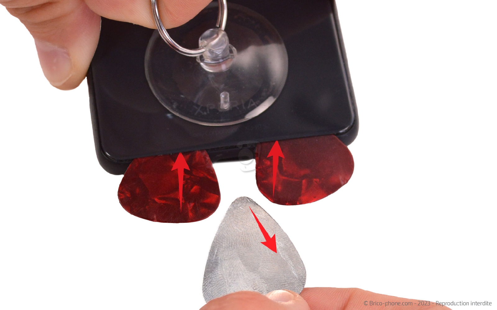 Comment changer la vitre arrière sur Xperia 10 III photo 4