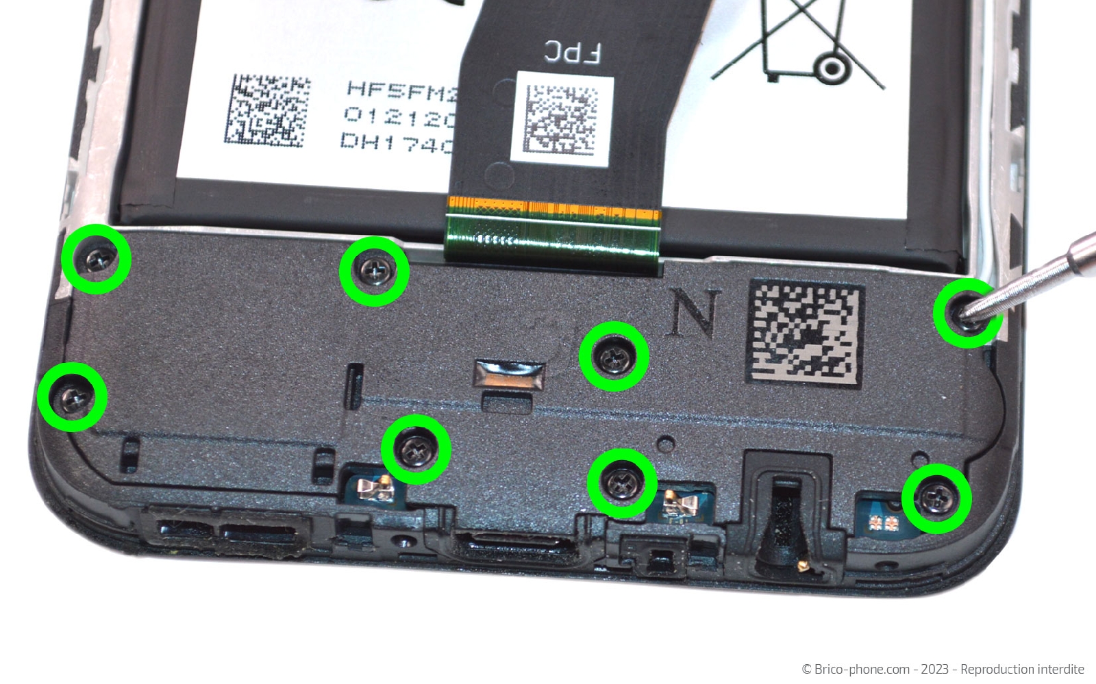 Comment changer le connecteur de charge sur Galaxy A02s photo 1