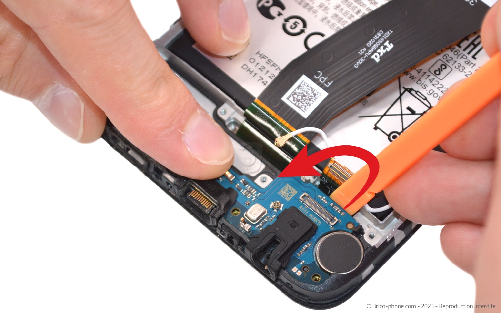 Comment changer le connecteur de charge sur Galaxy A02s photo 3