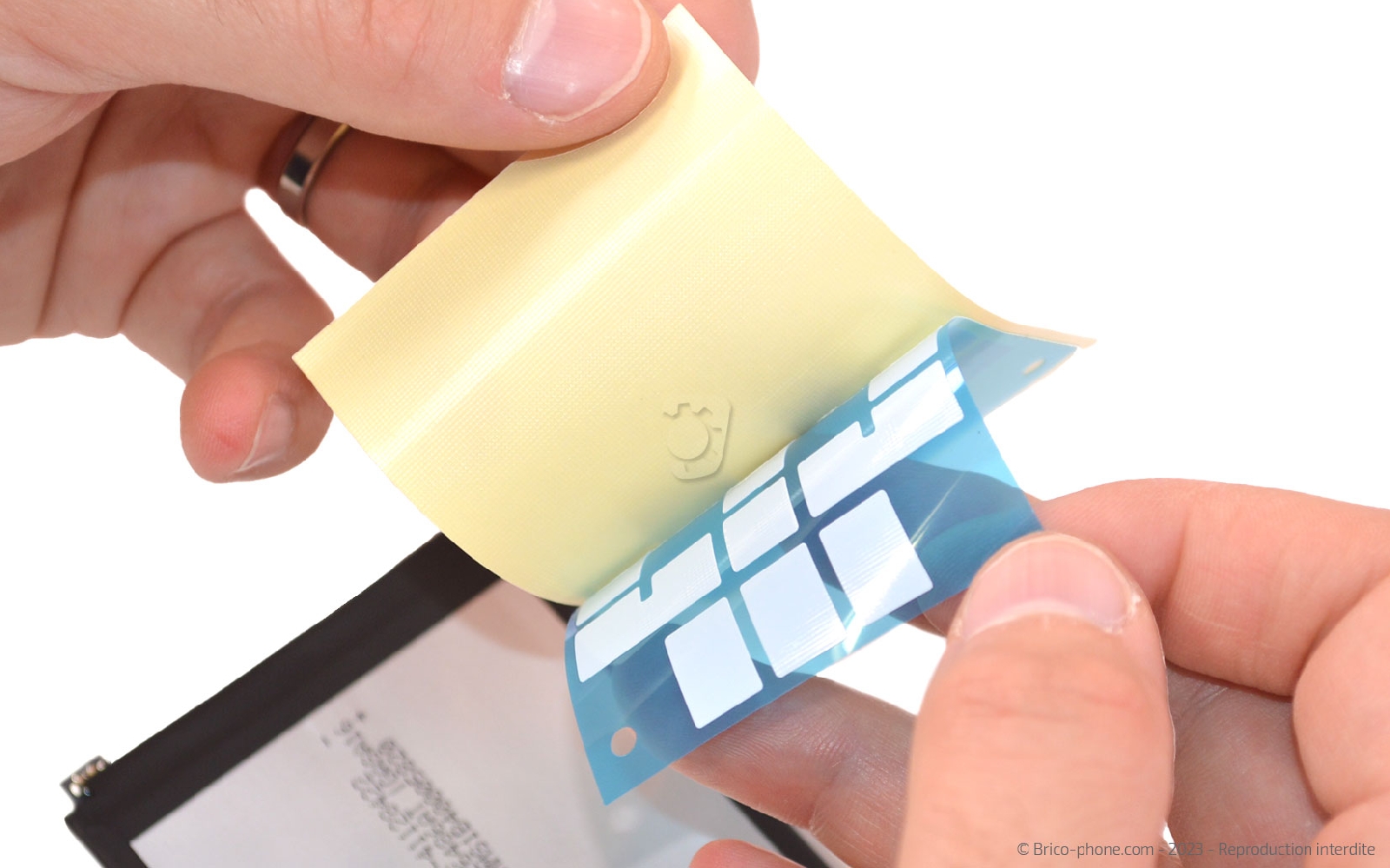 Comment changer la batterie sur Galaxy A02s photo 1