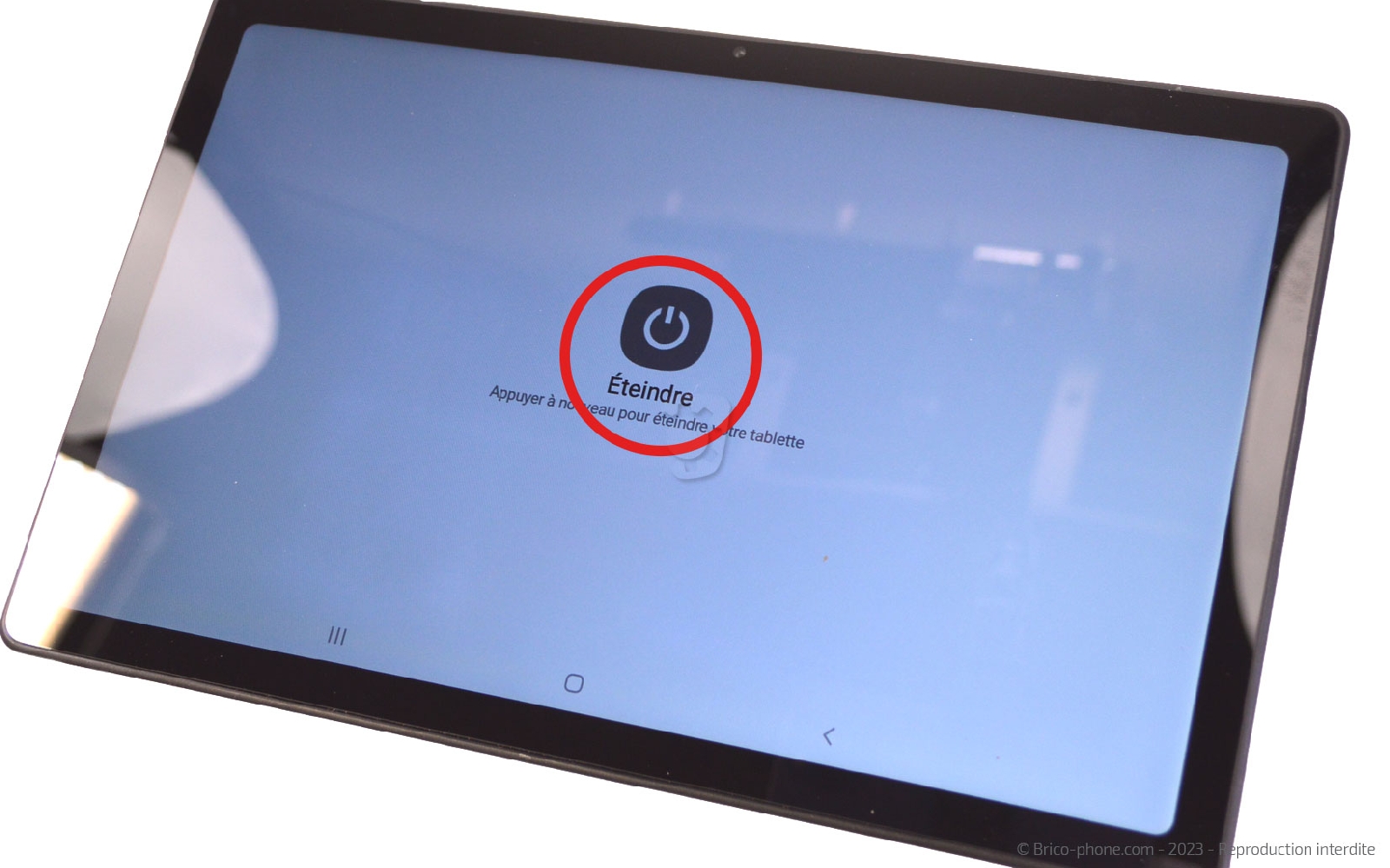 Comment changer l'écran (vitre + LCD) sur Galaxy Tab A7 10-4 (SM-T500-SM-T505) photo 3