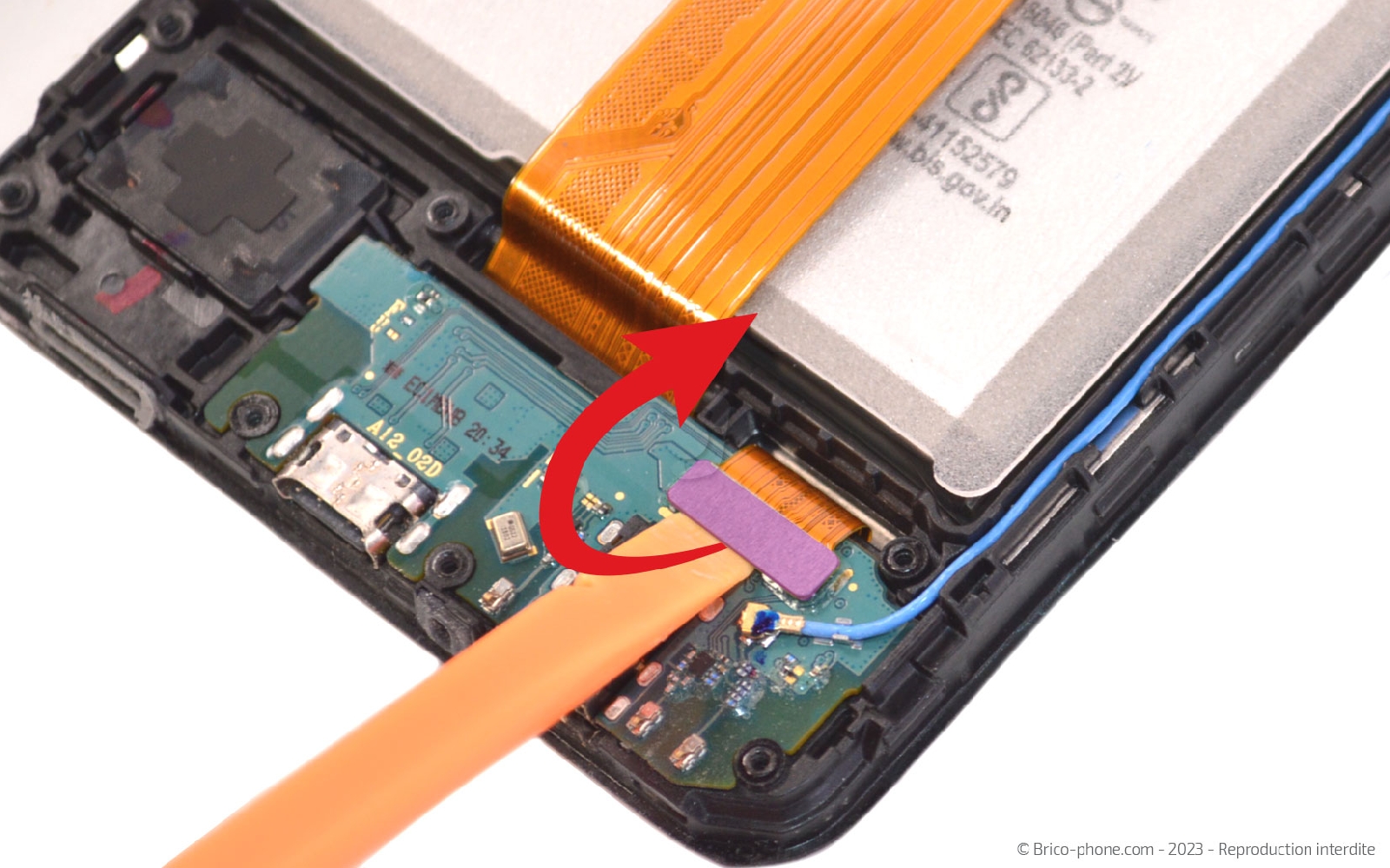 Comment remplacer le connecteur de charge sur Galaxy M12 photo 1