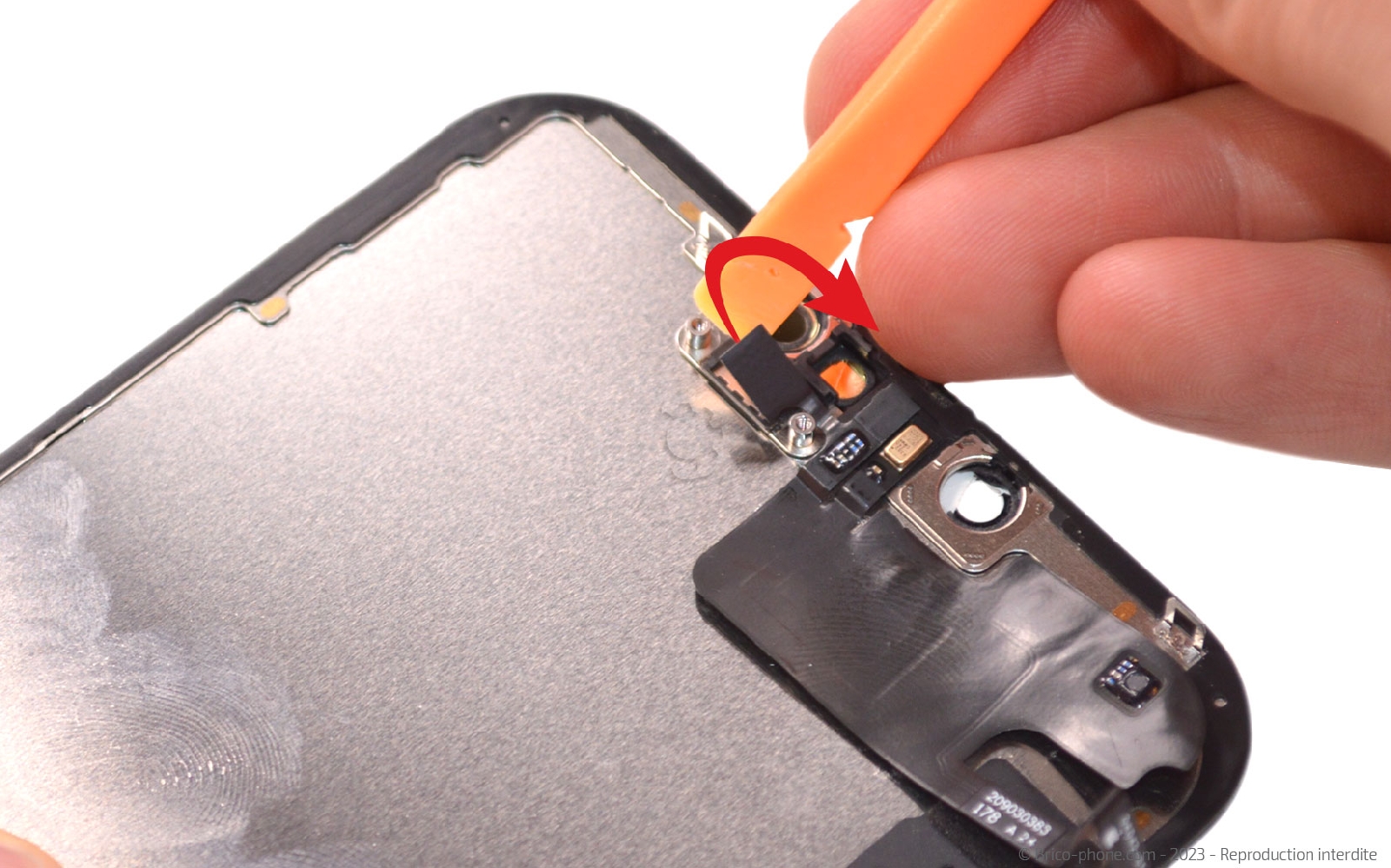 Comment changer l'écran  sur iPhone 14 Plus photo 3