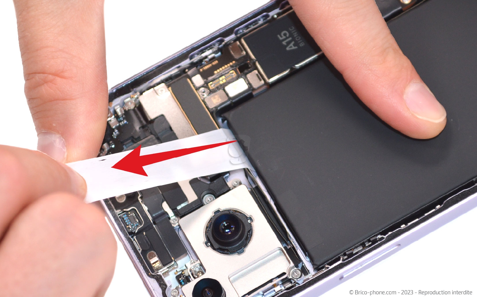 Comment changer la batterie sur iPhone 14 Plus photo 3