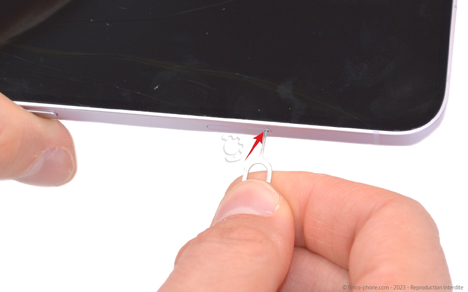 Comment changer la batterie sur iPhone 14 Plus photo 1