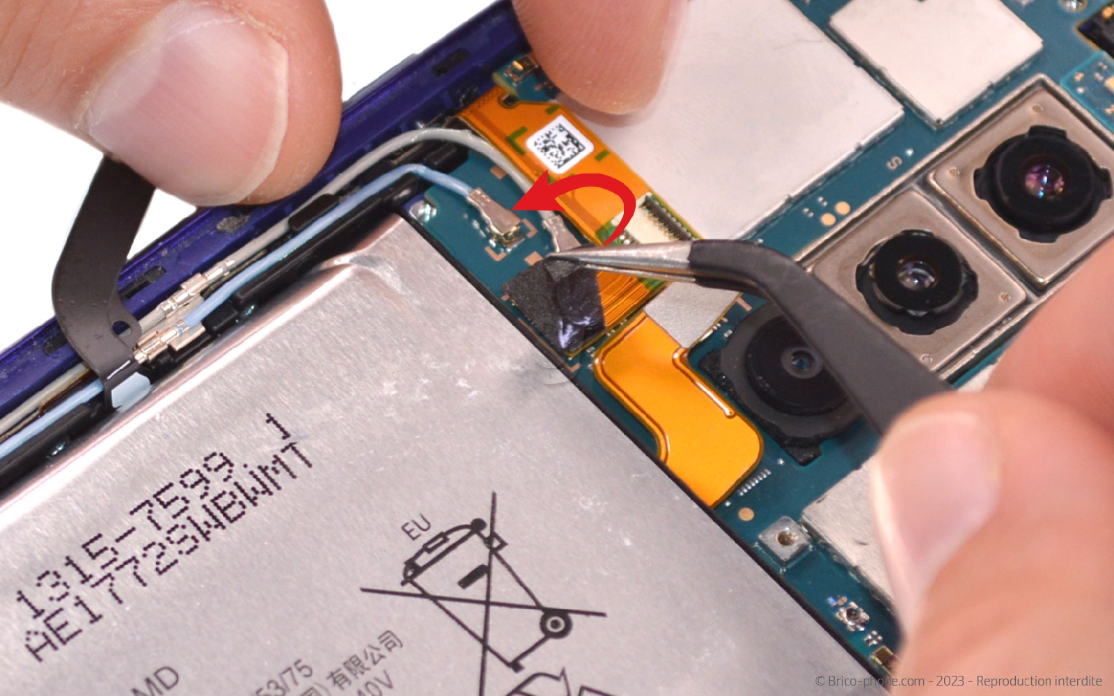 Comment changer la batterie sur Xperia 1 photo 3