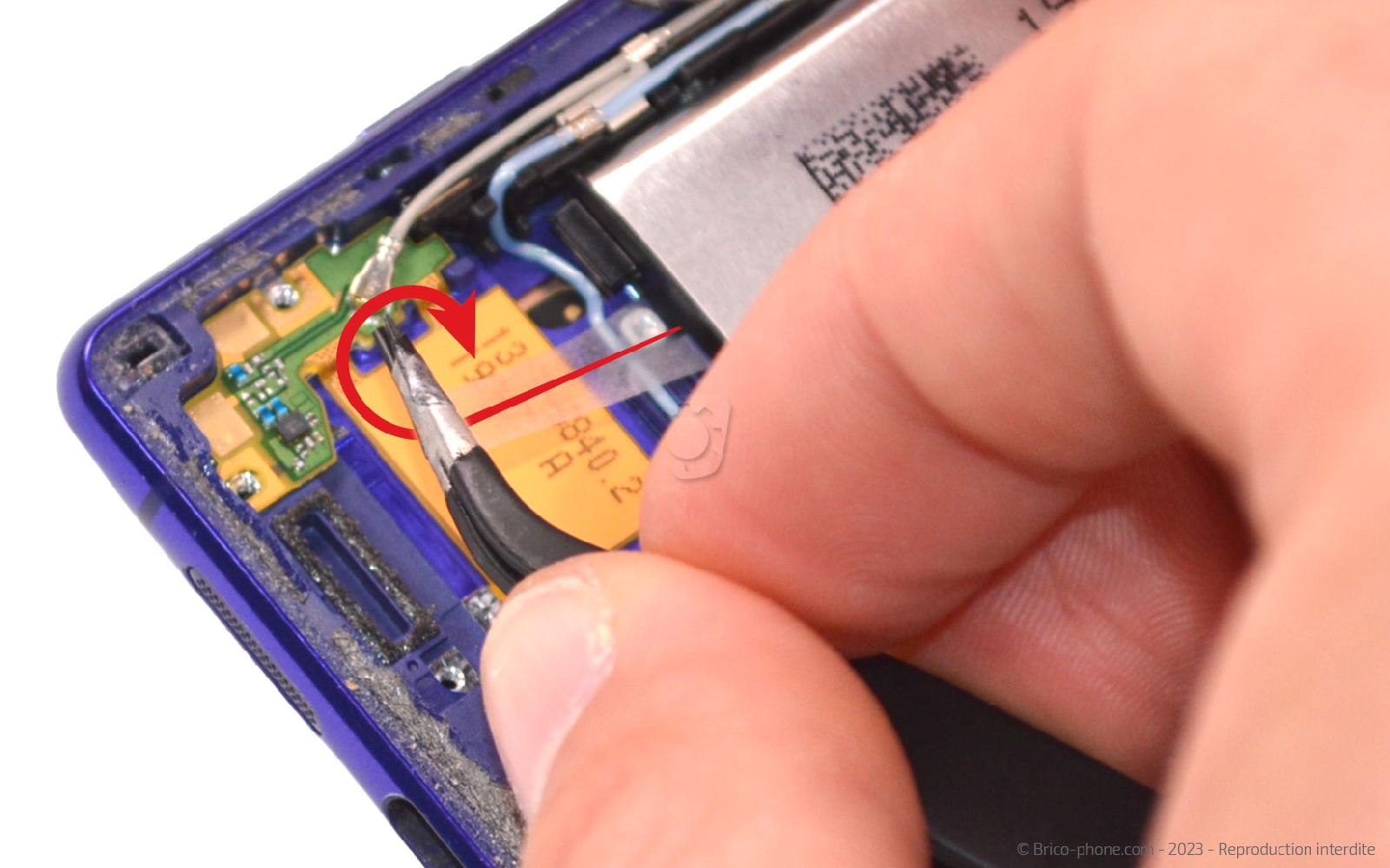 Comment changer la batterie sur Xperia 1 photo 2