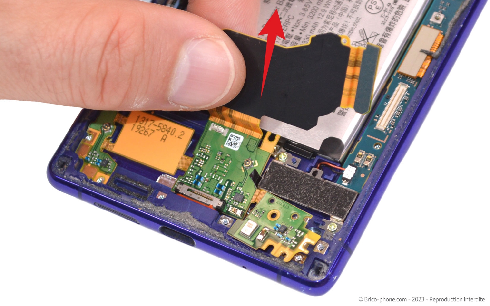 Comment changer le connecteur de charge sur Xperia 1 photo 3