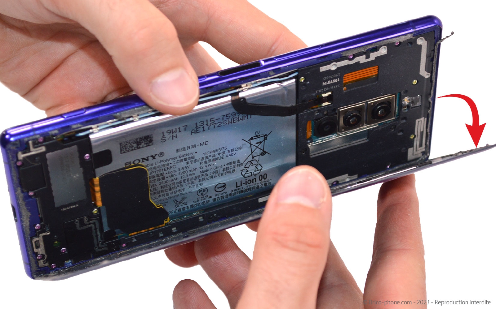 Comment changer le connecteur de charge sur Xperia 1 photo 2