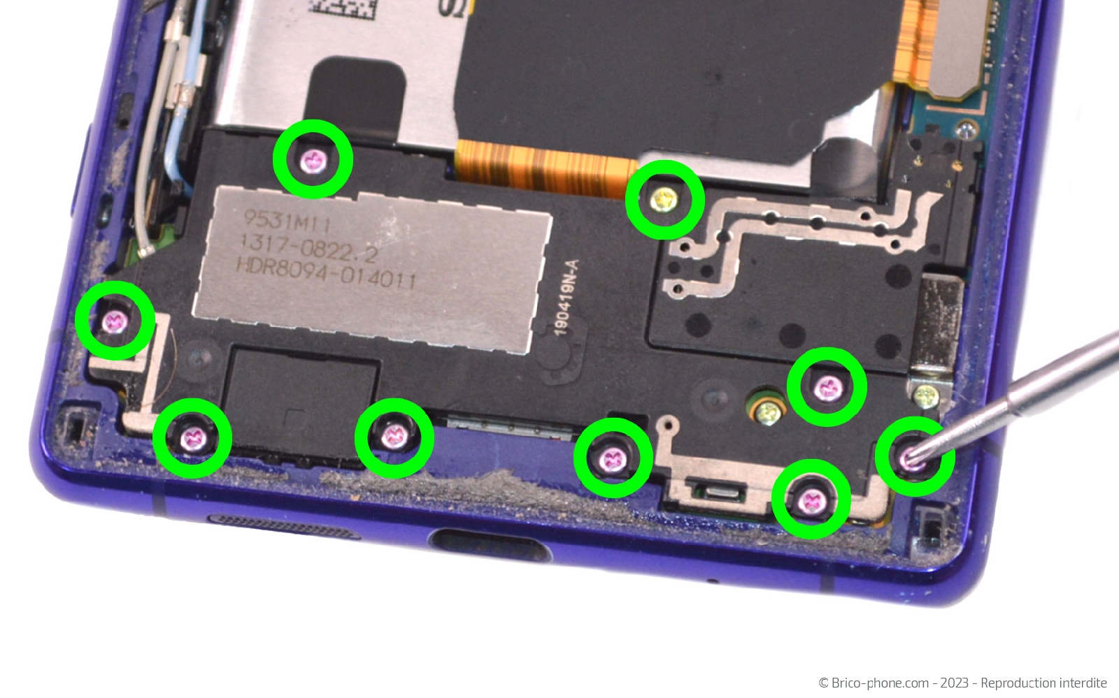 Comment changer le connecteur de charge sur Xperia 1 photo 1