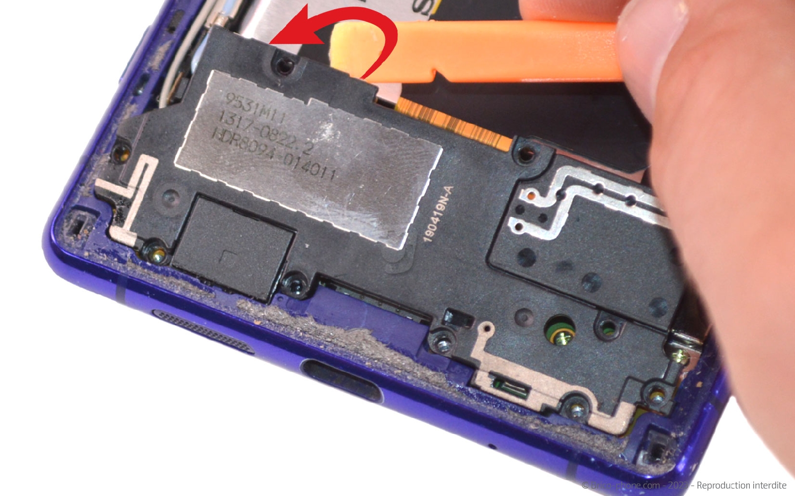 Comment changer le connecteur de charge sur Xperia 1 photo 3