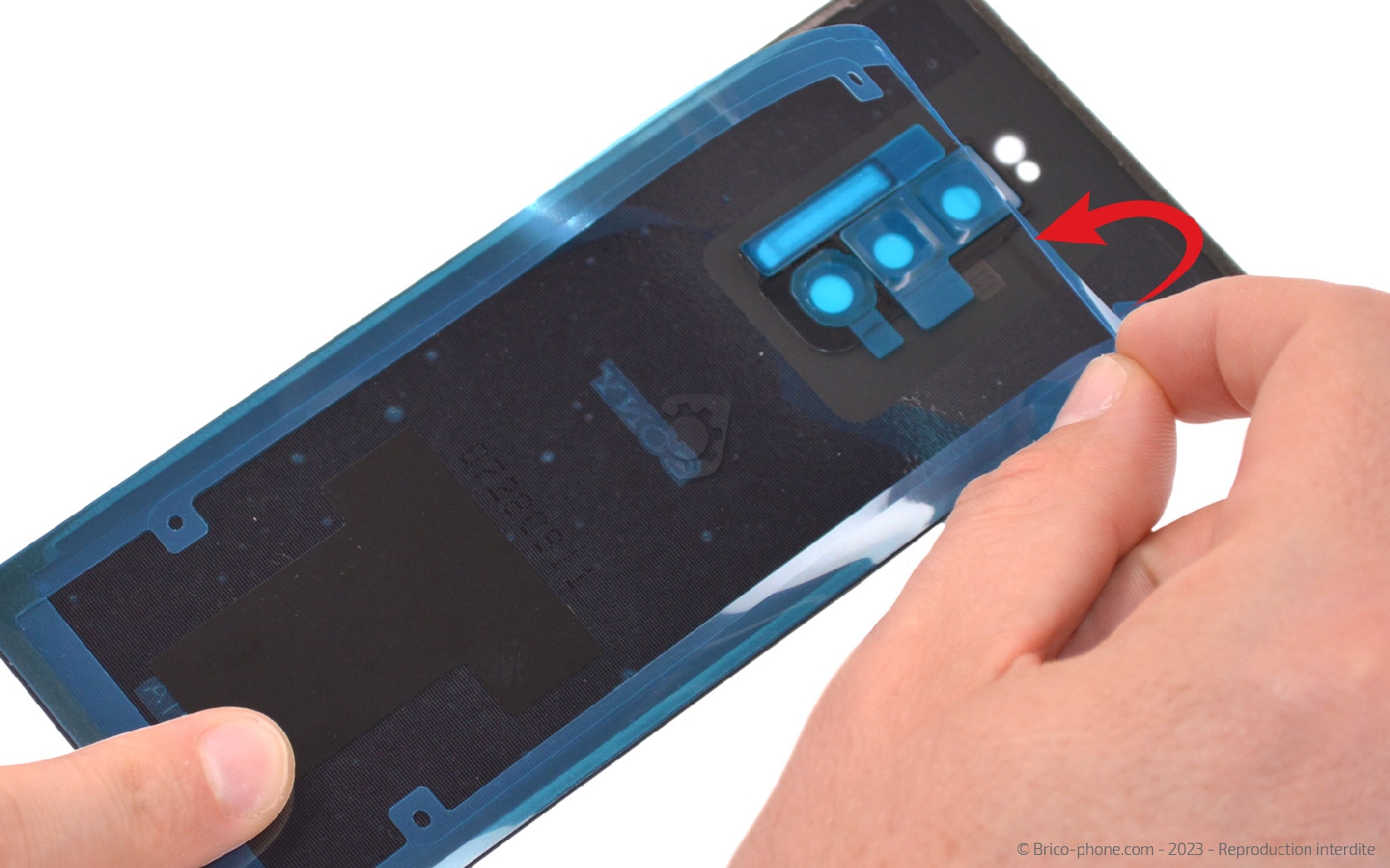 Comment changer la vitre arrière sur Xperia 1 photo 1