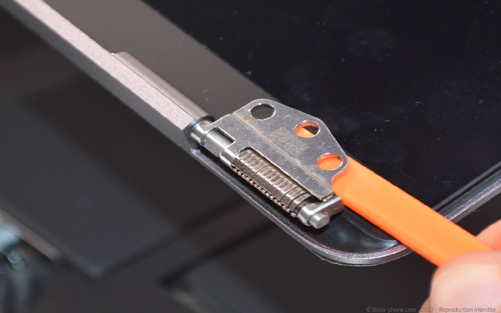 Comment changer l'écran complet sur Macbook Air 13 pouces A1932 EMC 3184 - 2019 photo 1