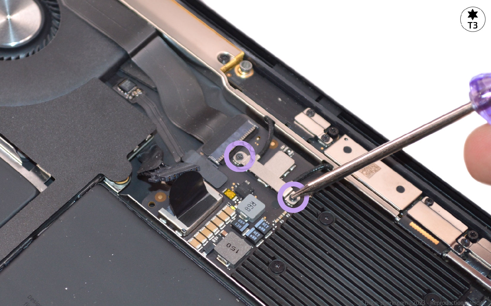 Comment changer l'écran complet sur Macbook Air 13 pouces A1932 EMC 3184 - 2019 photo 1