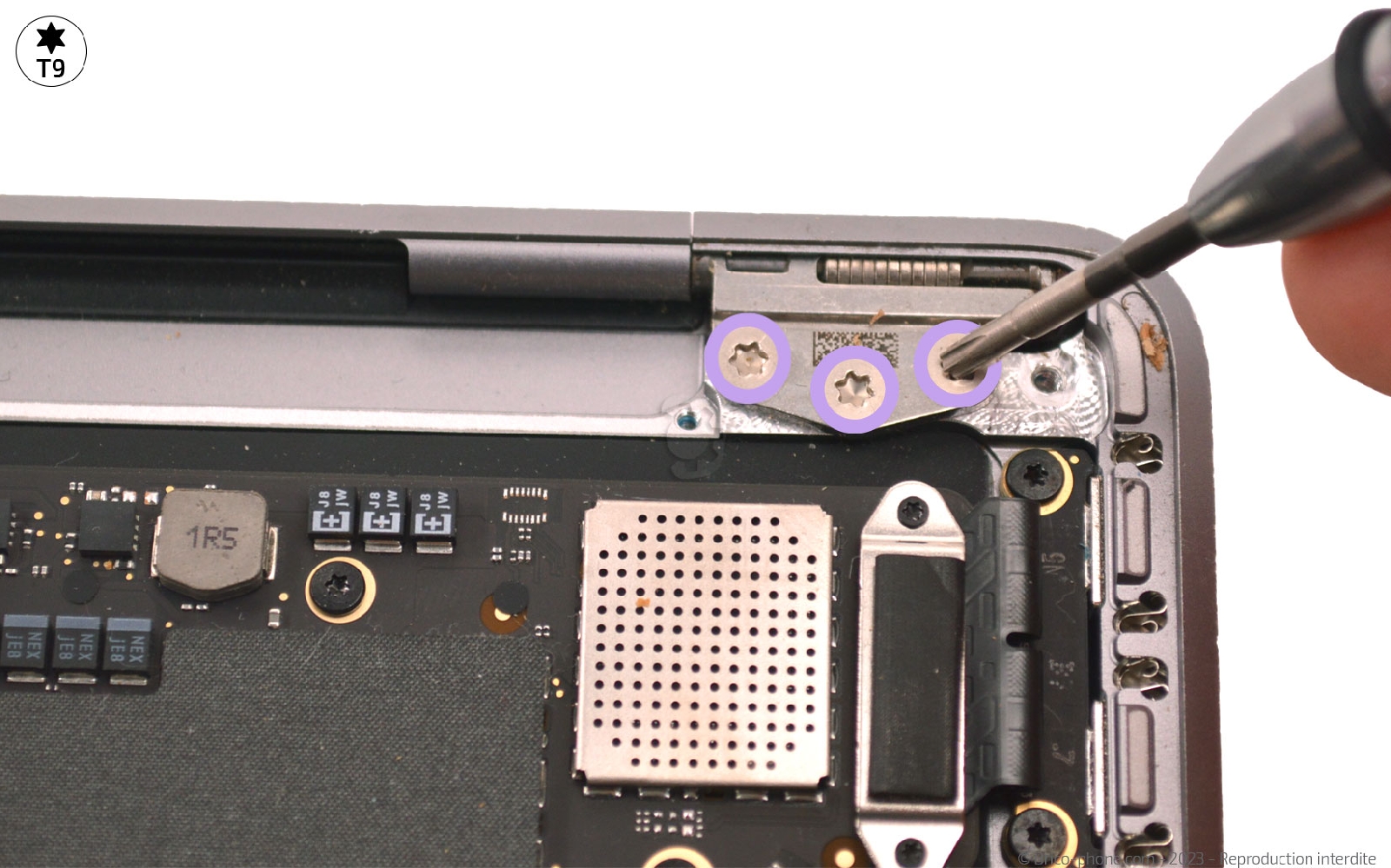 Comment changer l'écran complet sur Macbook Air 13 pouces A1932 EMC 3184 - 2019 photo 1