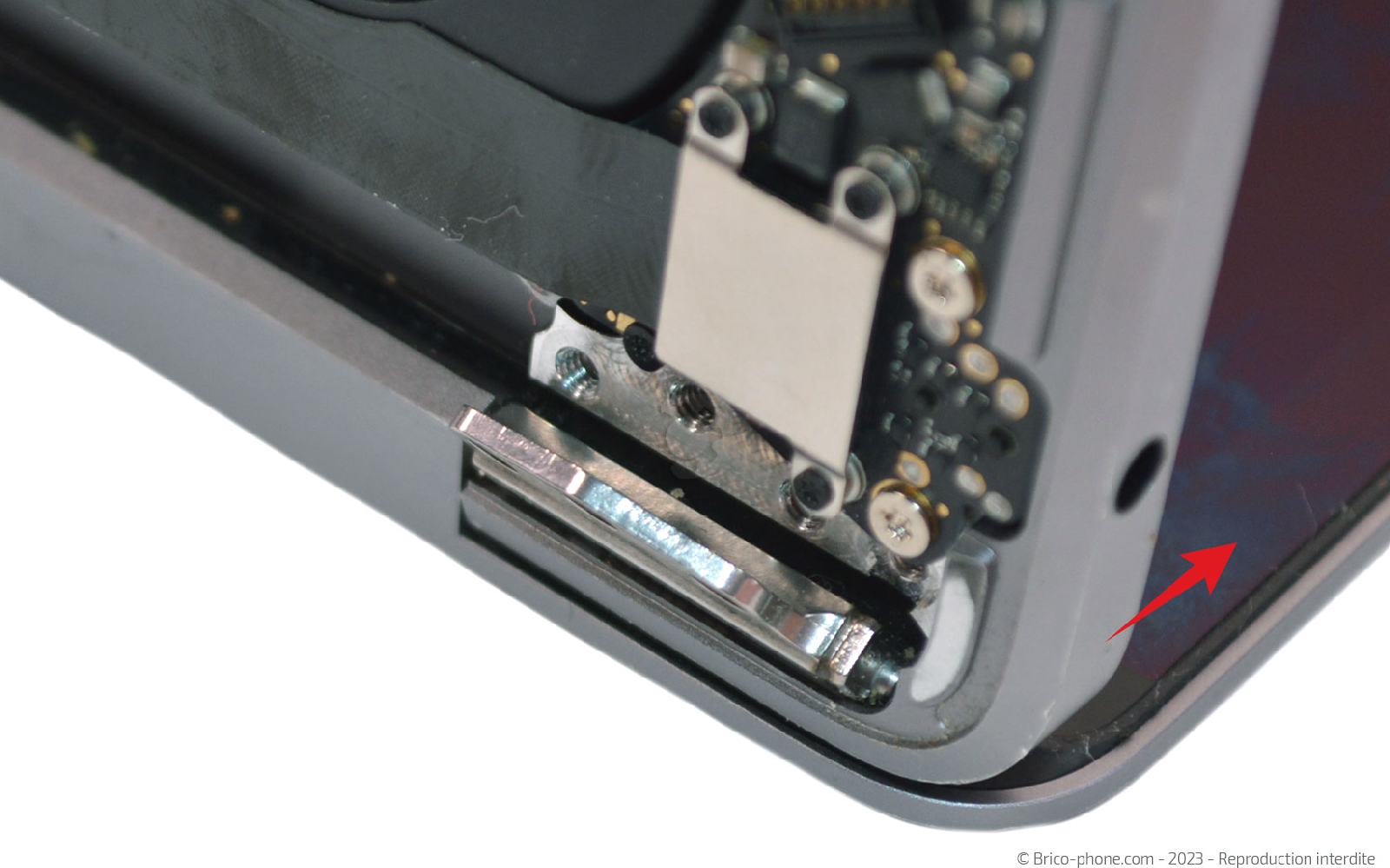 Comment changer l'écran complet sur Macbook Air 13 pouces A1932 EMC 3184 - 2019 photo 2