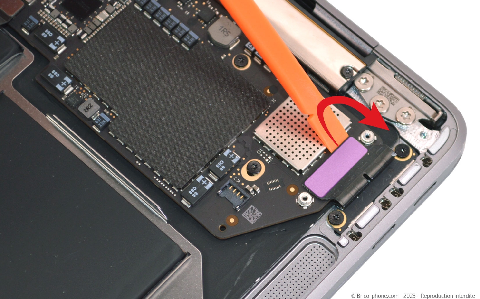 Comment changer la batterie sur Macbook Air 13 pouces A1932 EMC 3184 - 2019 photo 4