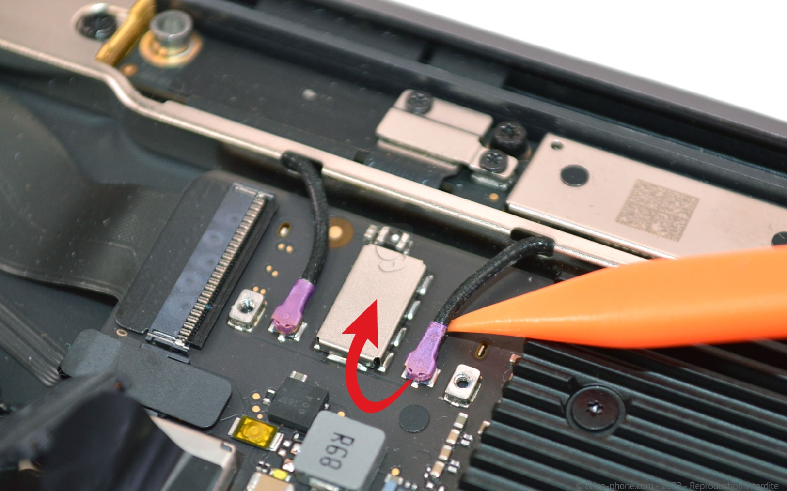 Comment changer la batterie sur Macbook Air 13 pouces A1932 EMC 3184 - 2019 photo 4