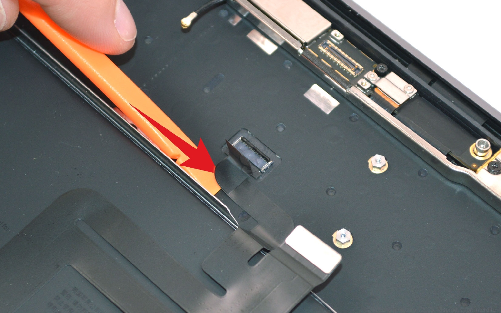 Comment changer la batterie sur Macbook Air 13 pouces A1932 EMC 3184 - 2019 photo 2