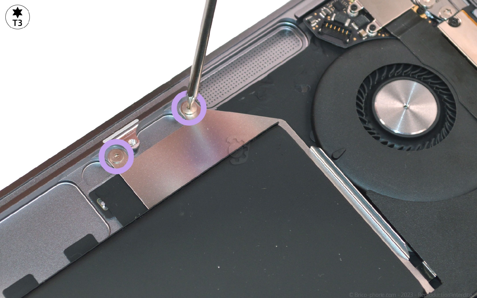 Comment changer la batterie sur Macbook Air 13 pouces A1932 EMC 3184 - 2019 photo 2