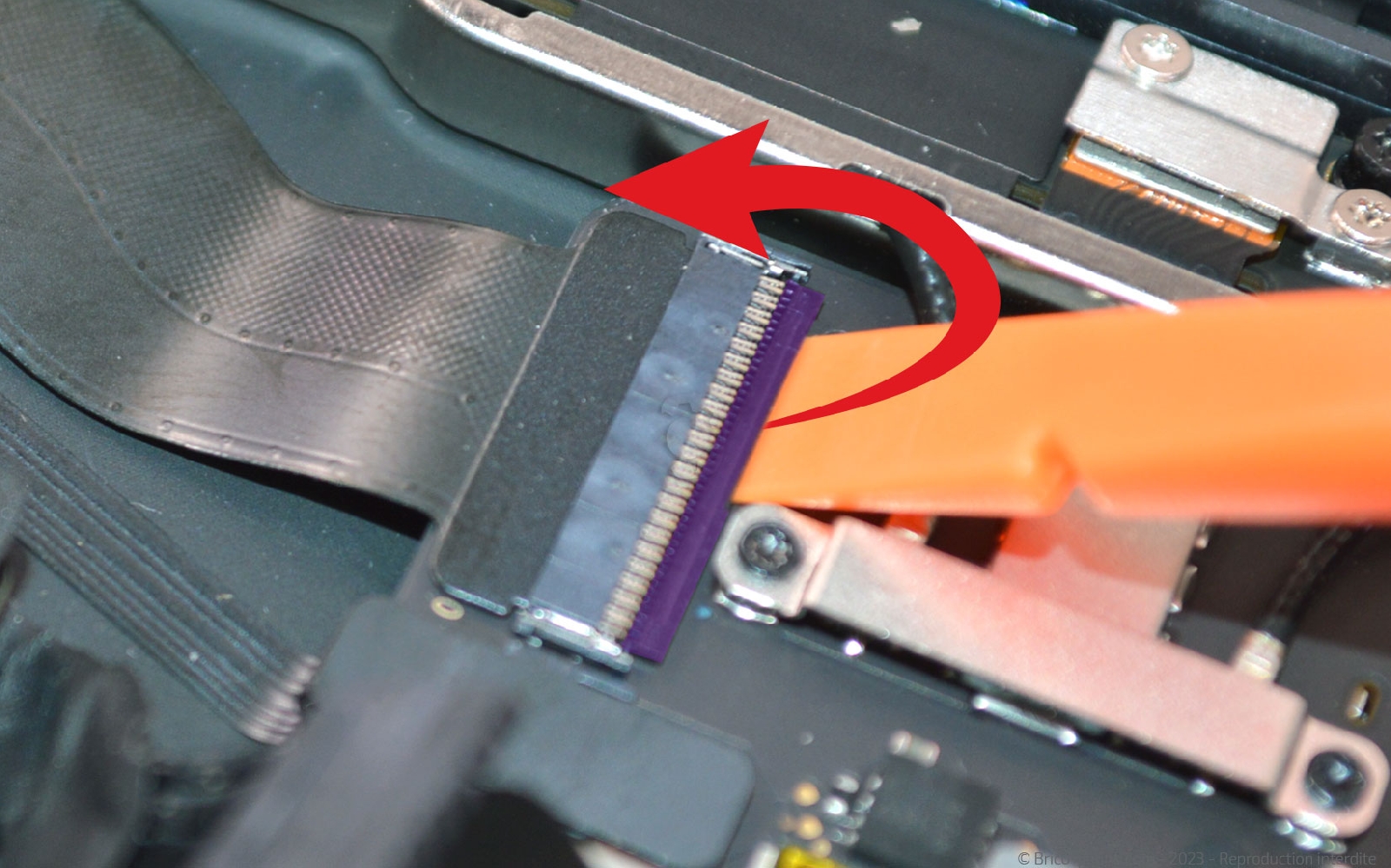 Comment changer la batterie sur Macbook Air 13 pouces A1932 EMC 3184 - 2019 photo 1