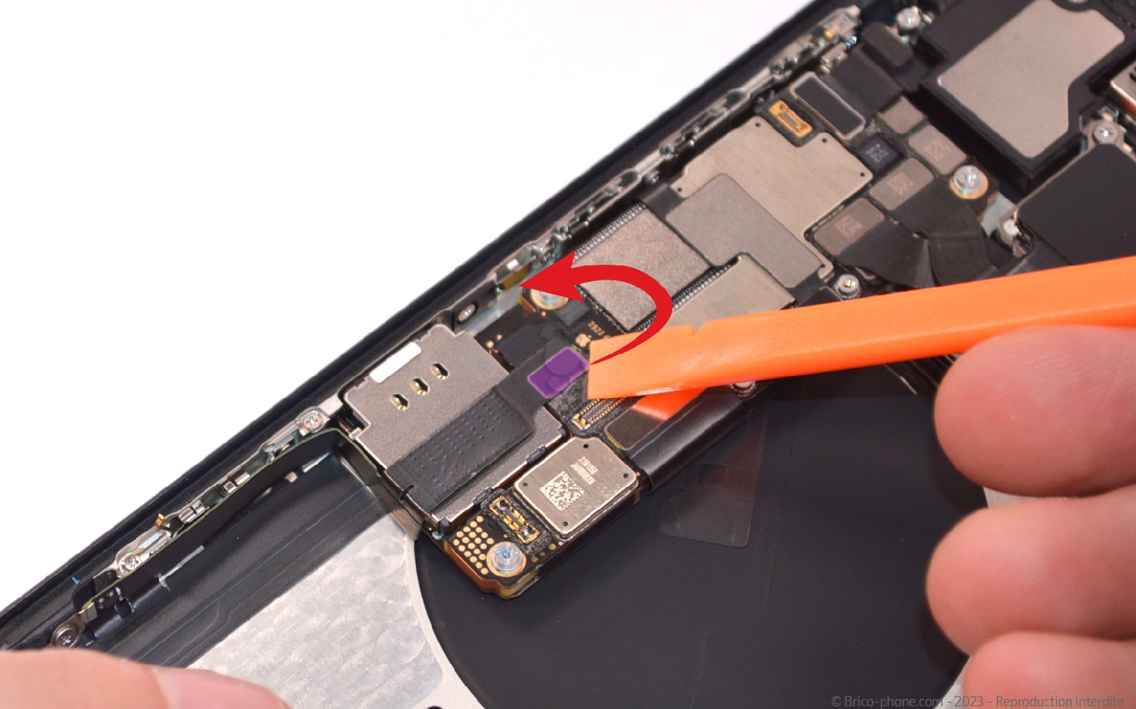 Guide de réparation sur iPhone 15 Pro photo 1