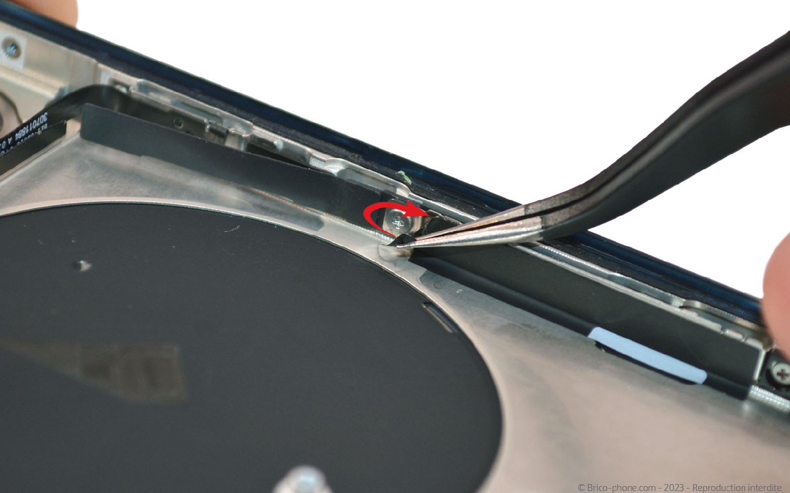 Guide de réparation sur iPhone 15 Pro photo 2