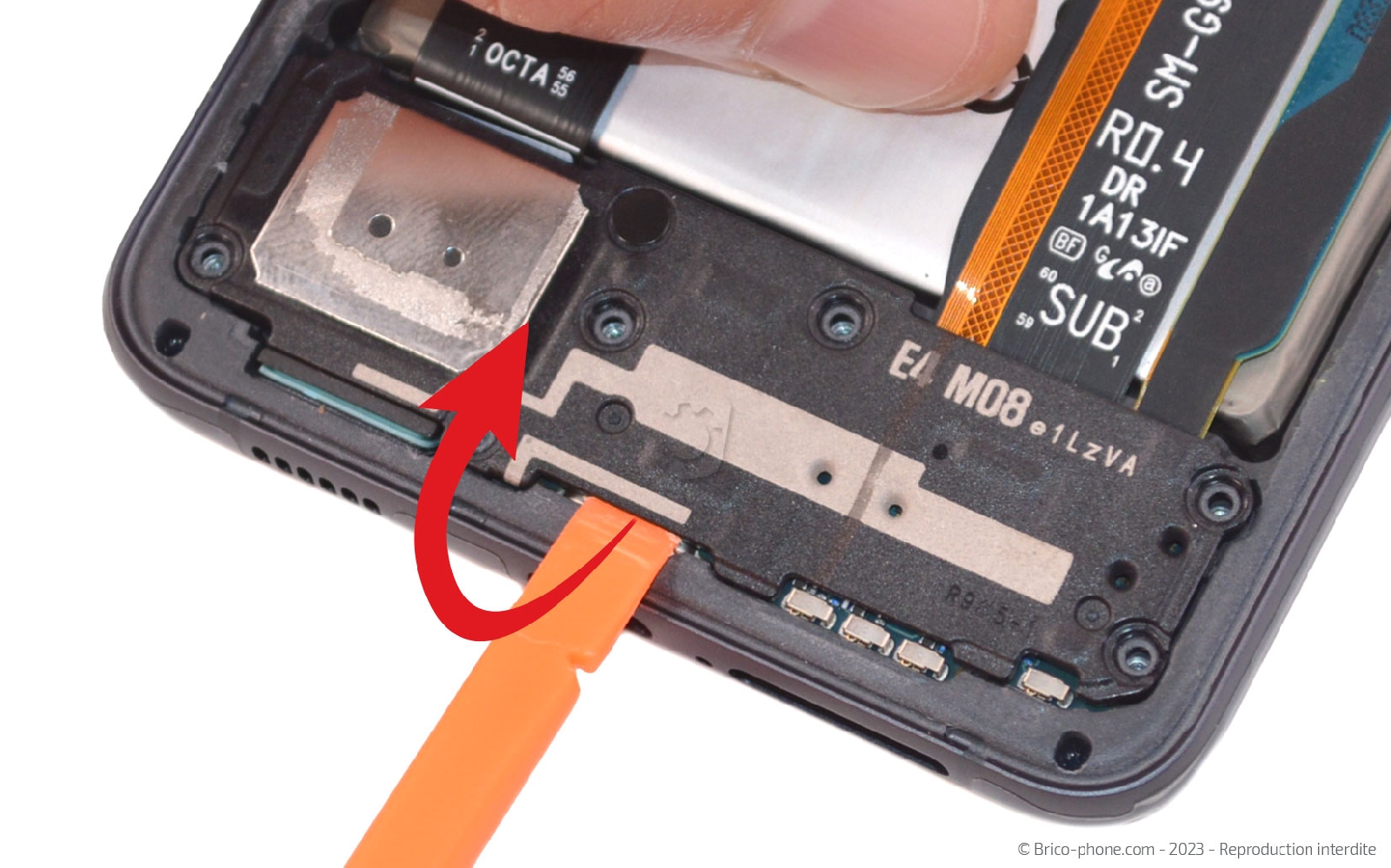 Comment changer le connecteur de charge sur Galaxy S21 FE 5G photo 3