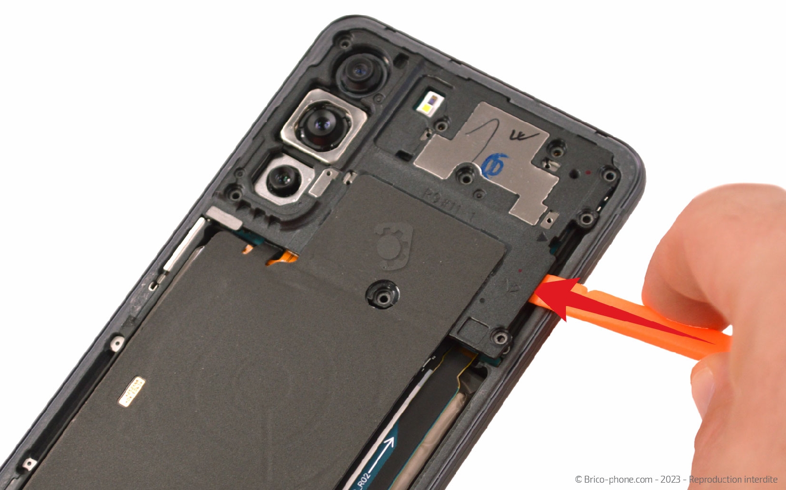 Comment changer le connecteur de charge sur Galaxy S21 FE 5G photo 2