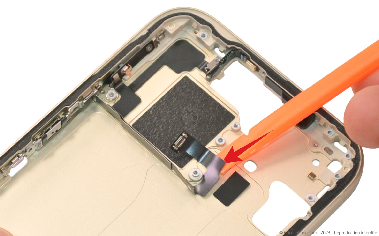 Guide de réparation sur iPhone 15 photo 2