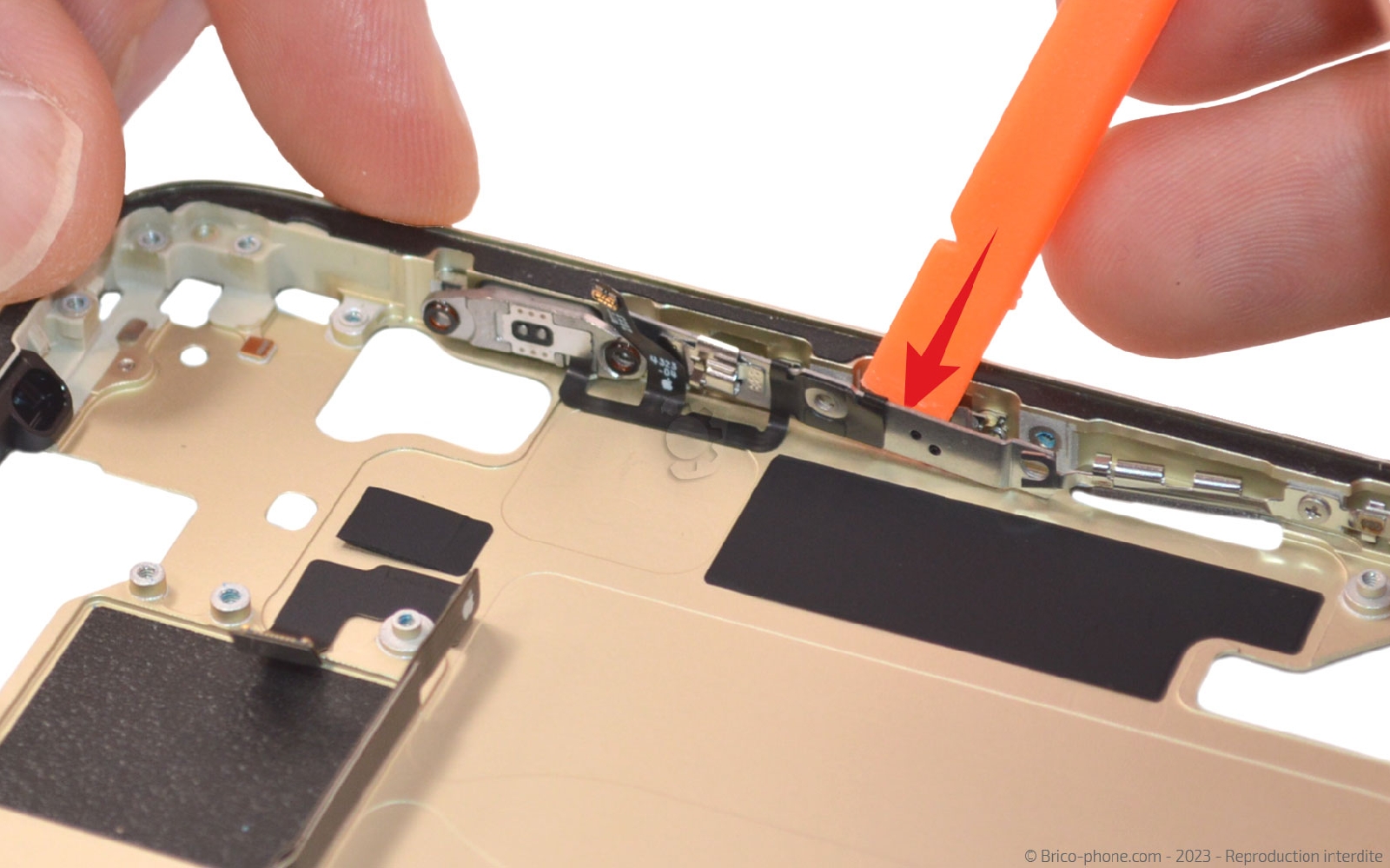 Guide de réparation sur iPhone 15 photo 2
