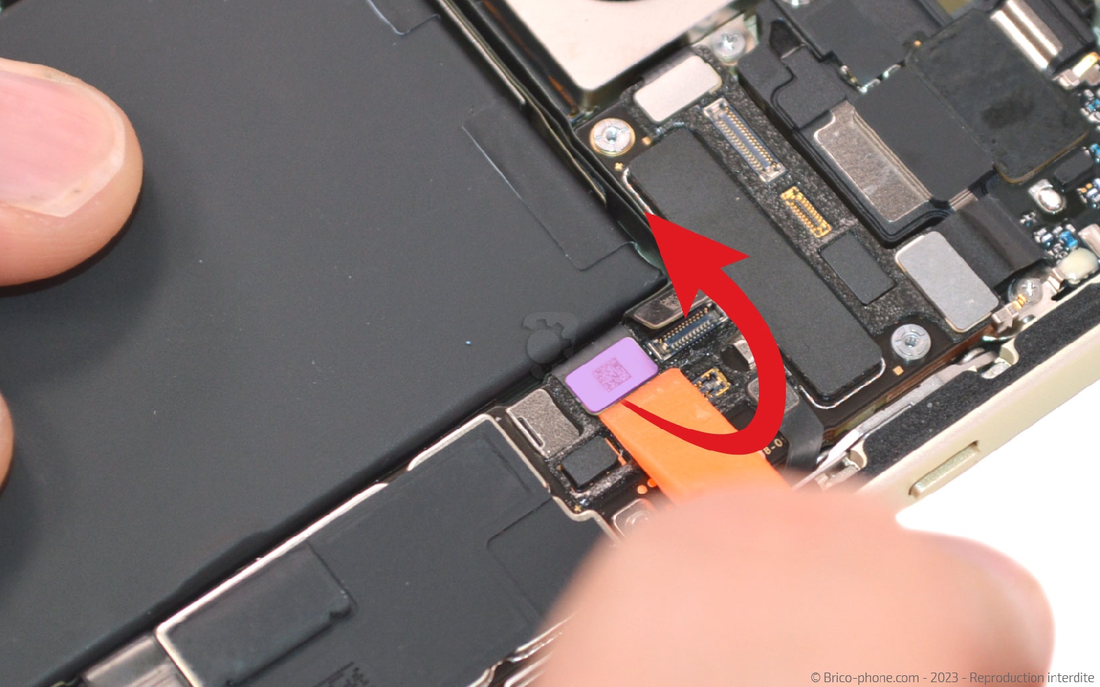 Guide de réparation sur iPhone 15 photo 2