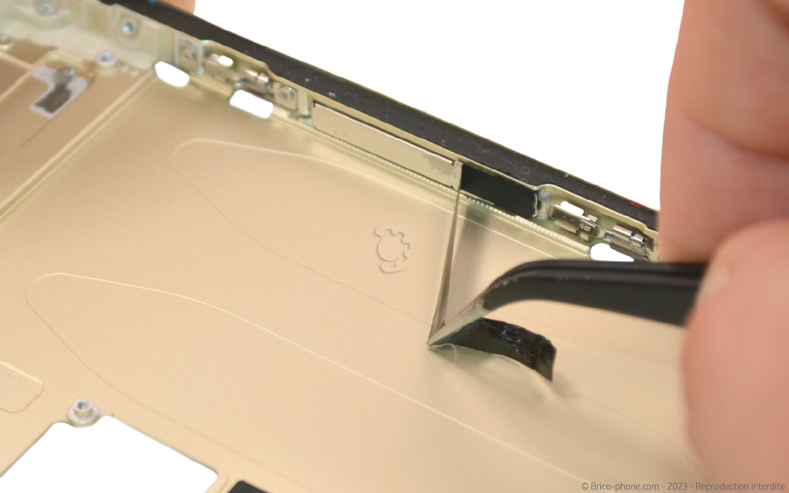 Guide de réparation sur iPhone 15 photo 2