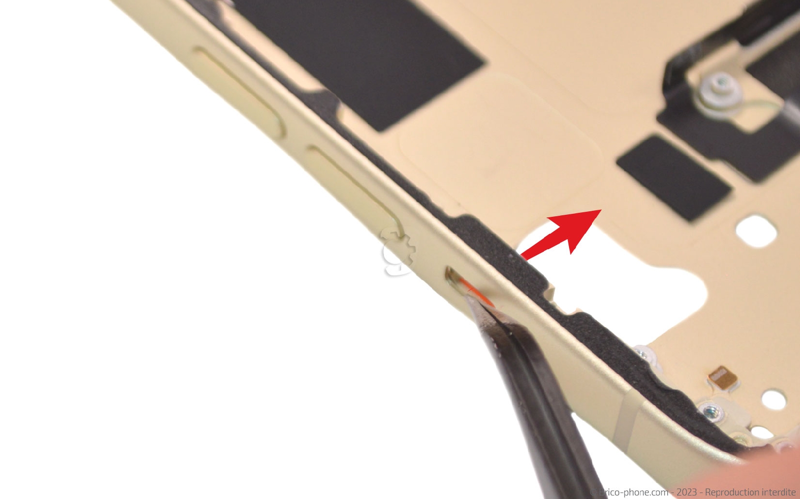 Guide de réparation sur iPhone 15 photo 3