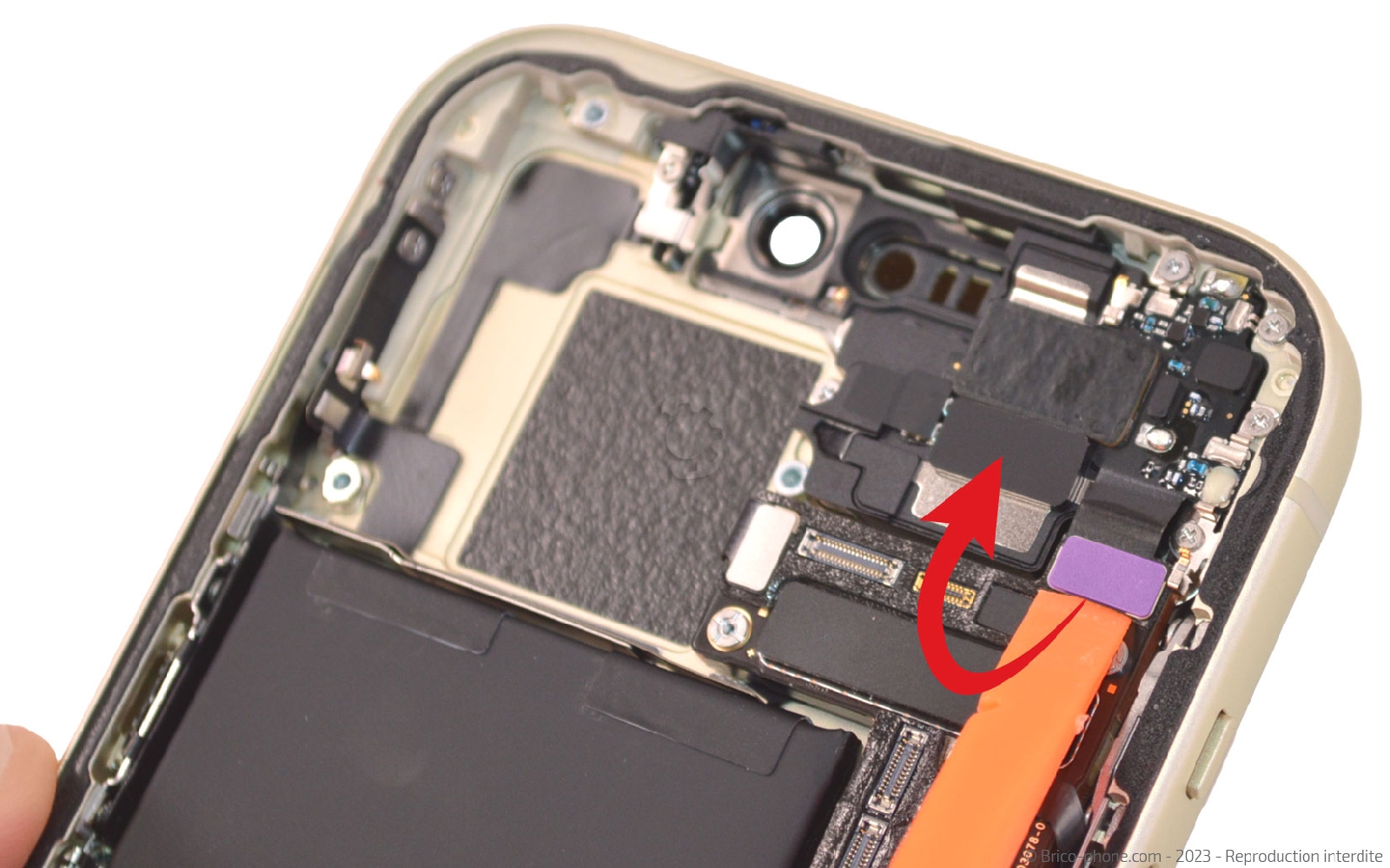 Guide de réparation sur iPhone 15 photo 1