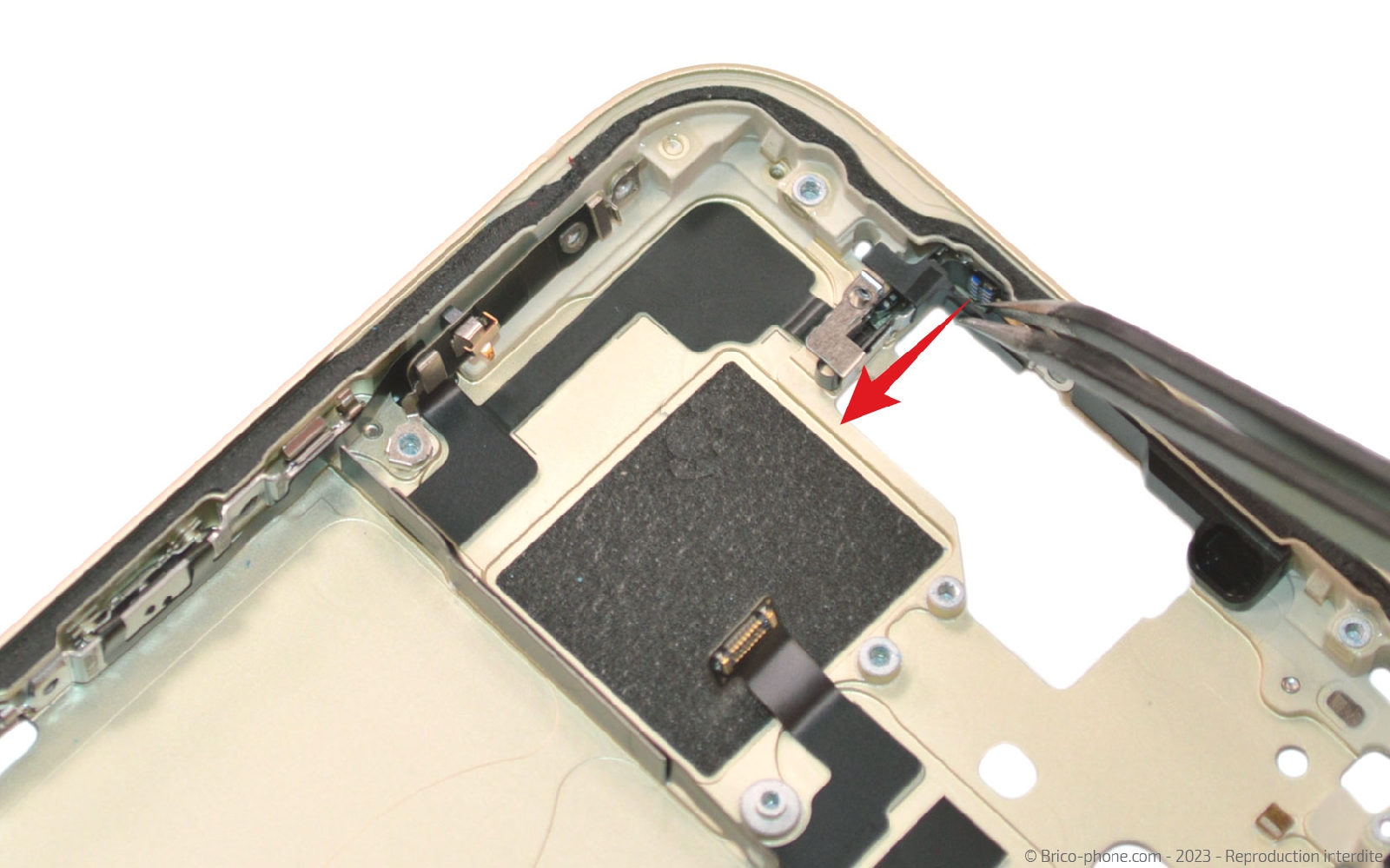 Guide de réparation sur iPhone 15 photo 3