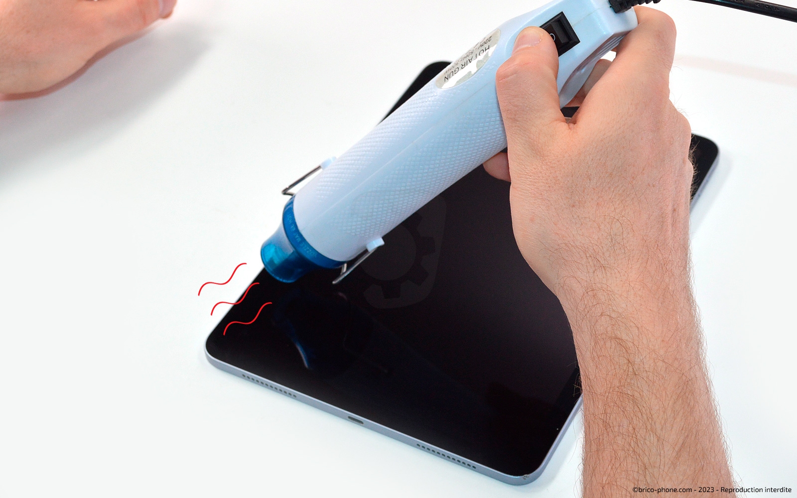 Changer sa batterie sur iPad Air 4 photo 3