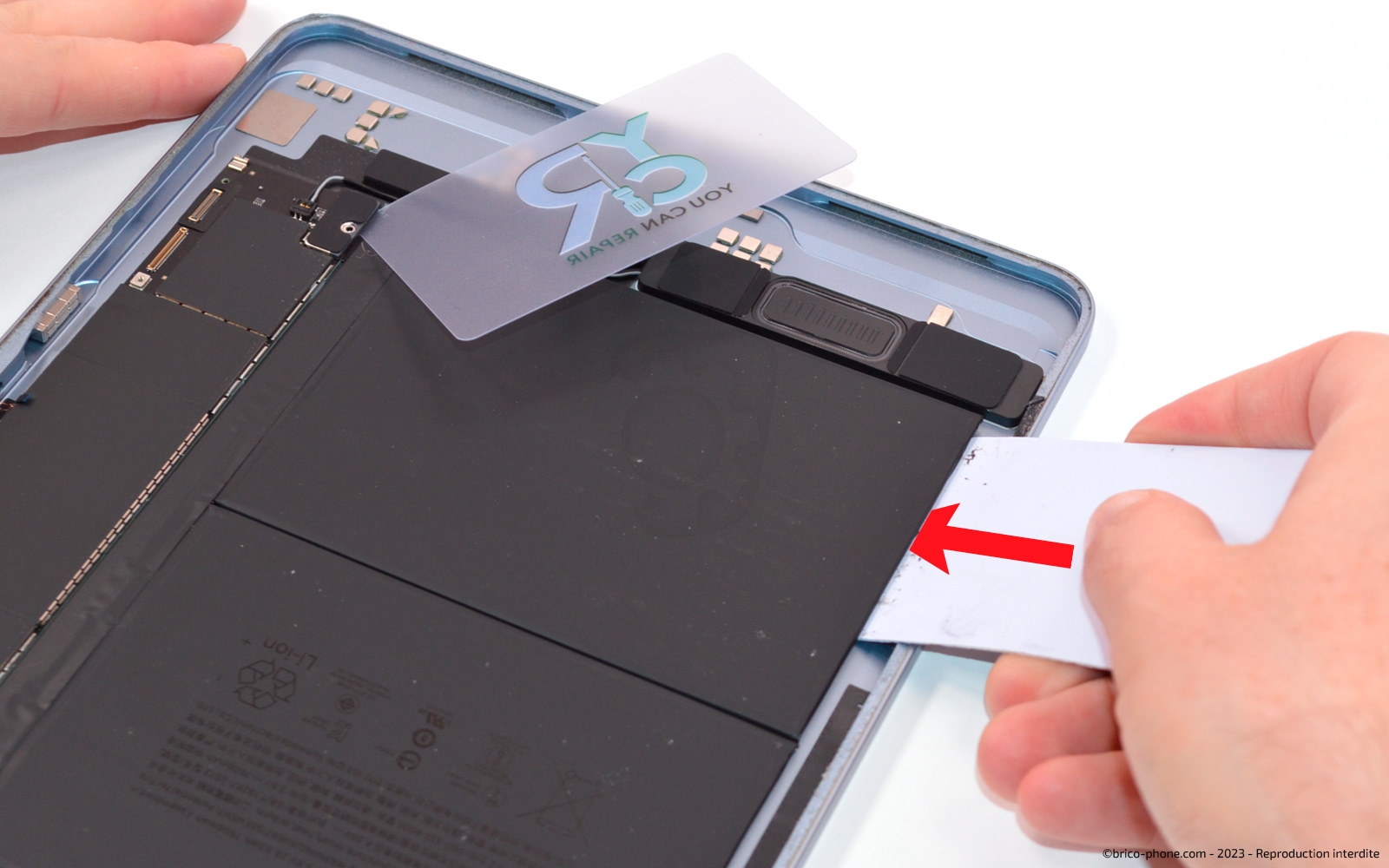 Changer sa batterie sur iPad Air 4 photo 3