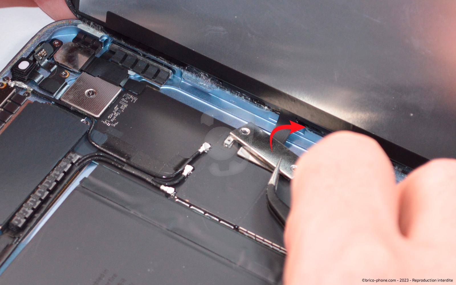 Changer sa batterie sur iPad Air 4 photo 3