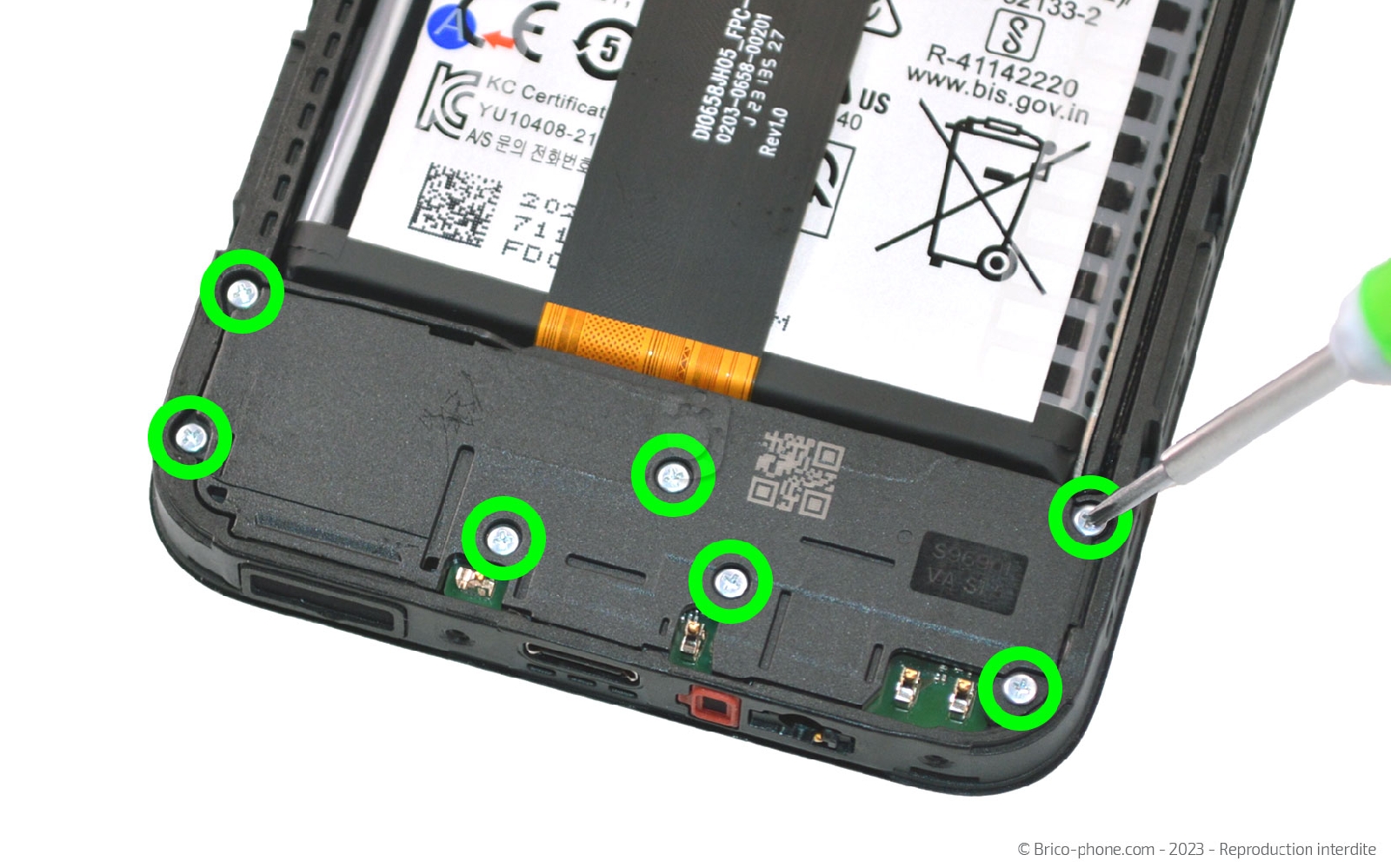 Comment changer le connecteur de charge sur Galaxy A14 (5G) photo 1
