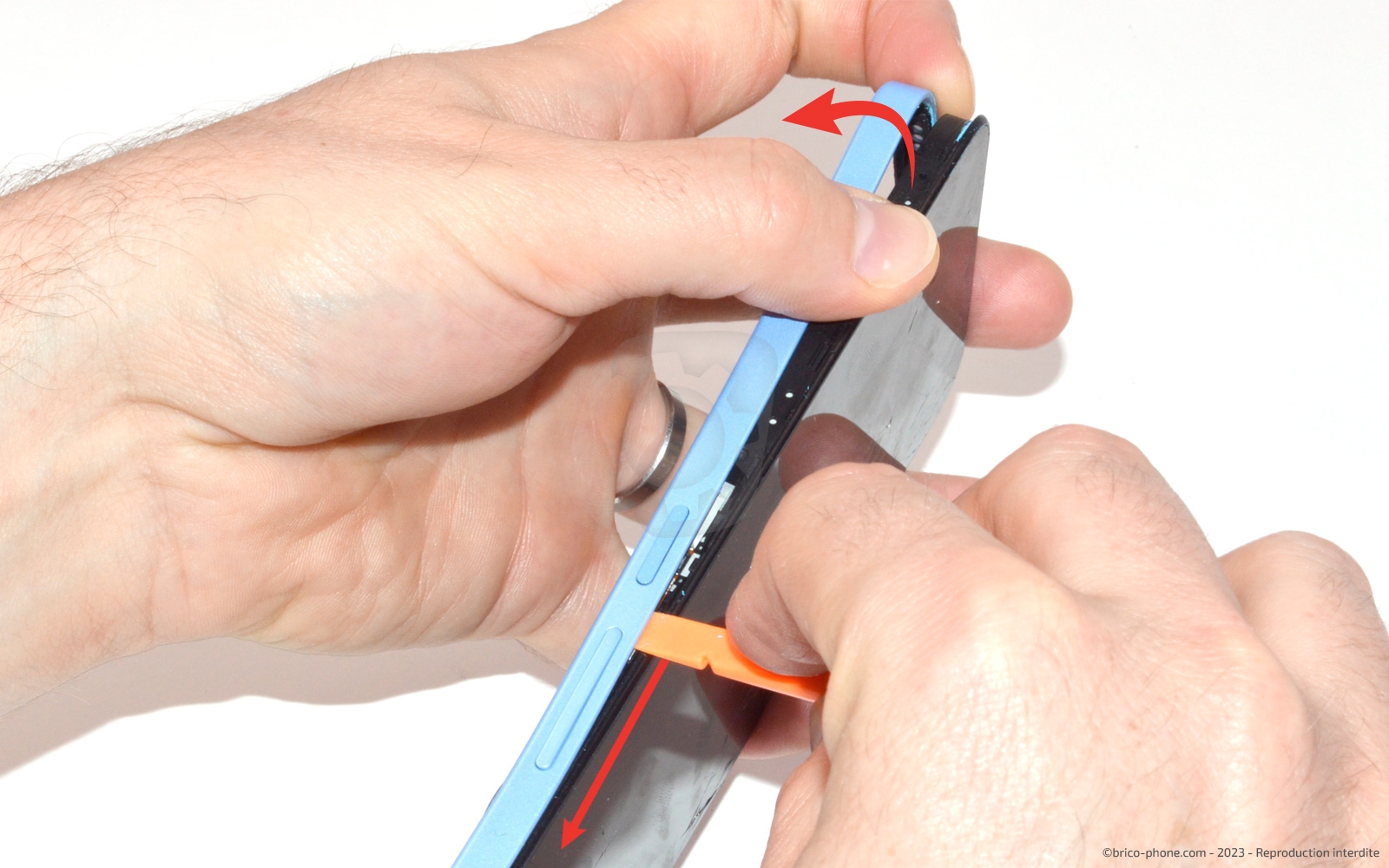 Changer son connecteur de charge sur Redmi 12 (4G et 5G) photo 4