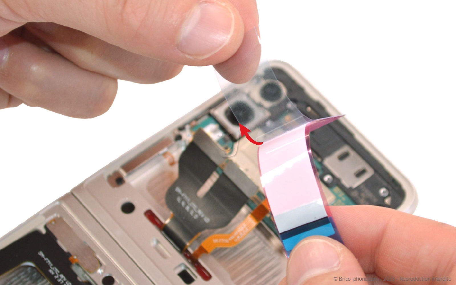 Comment changer les batteries sur Galaxy Z Flip3 photo 3