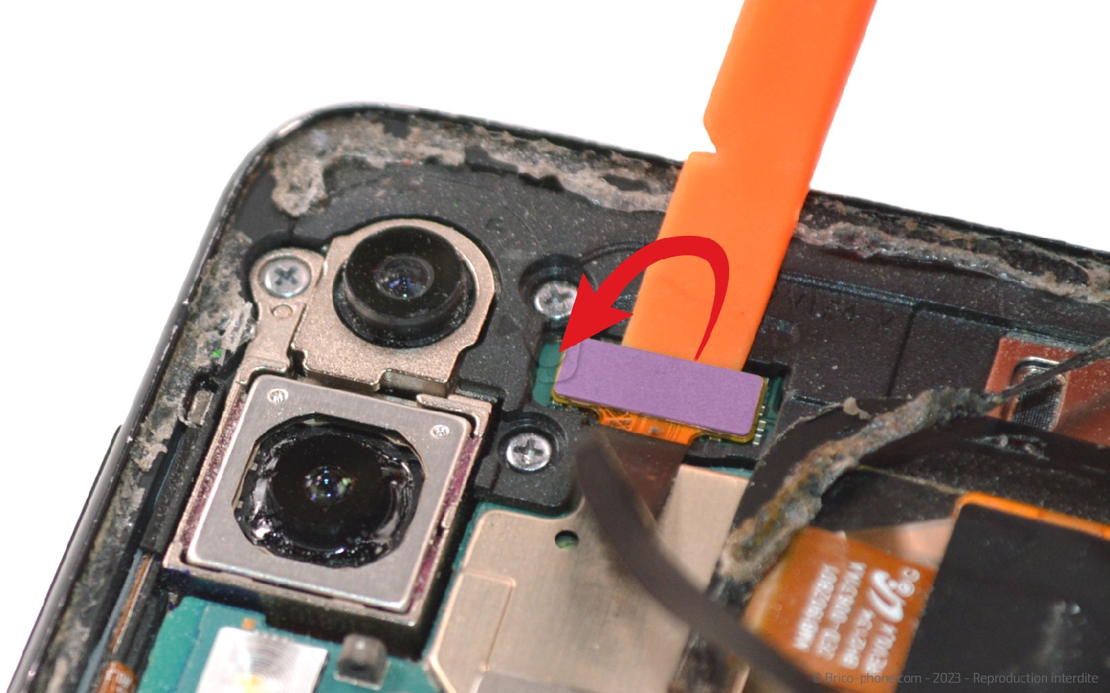 Comment changer les batteries sur Galaxy Z Flip3 photo 2