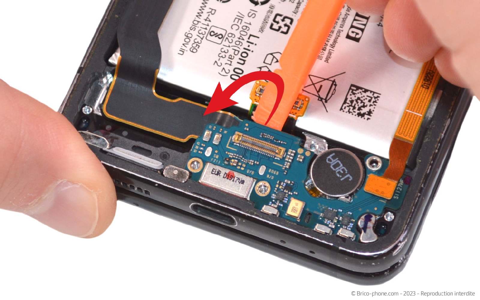 Comment changer les batteries sur Galaxy Z Flip3 photo 1