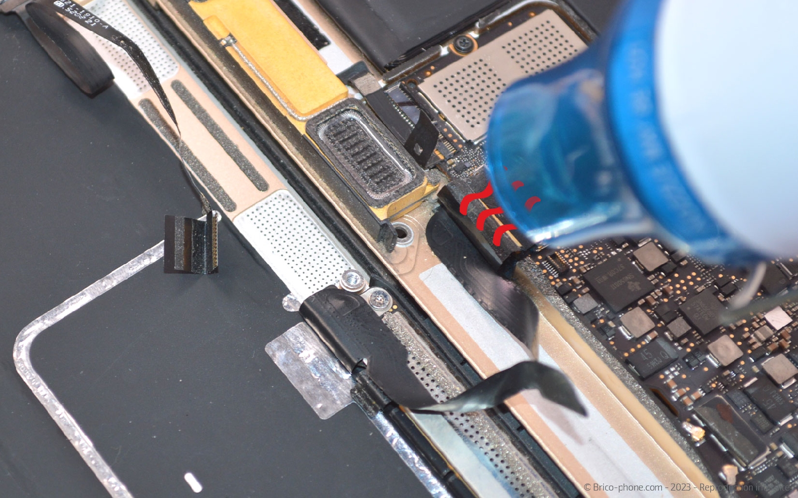 Comment changer la batterie sur Macbook A1534 photo 2