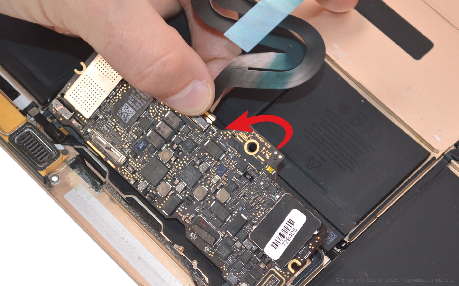 Comment changer la batterie sur Macbook A1534 photo 3