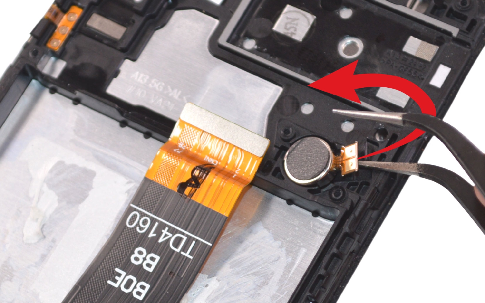 Comment remplacer le bloc écran cassé  sur Galaxy A13 (5G) photo 2